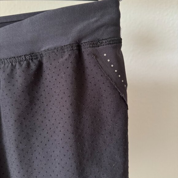 Lululemon Find Your Pace HR Lined Shorts 3” Black Sz 6 Womens Swift Running - Picture 13 of 16